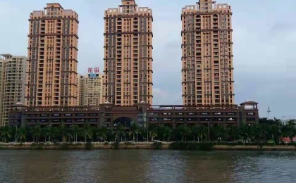 ?？谑虚L(zhǎng)提中心